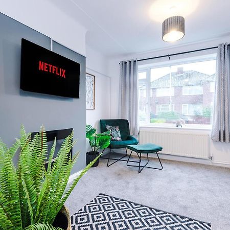 Welcoming 3 Bed Home, 10 Mins From Chester Races And Zoo Saughall Exterior foto